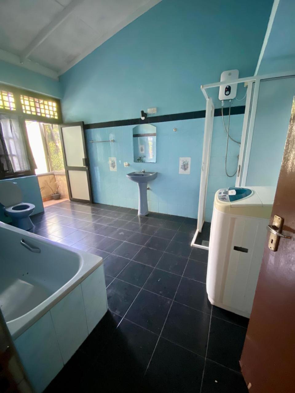 Homestay Noahs Ark Transit